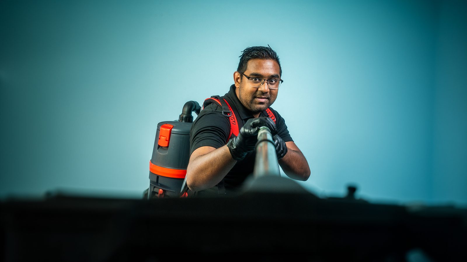 Ashmar aan het werk bij BodyAsh